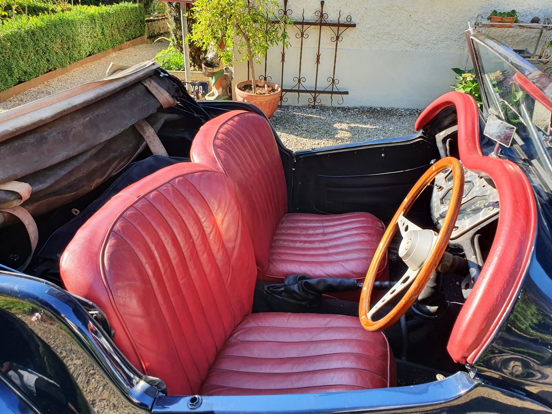 MG Autos: MG TF 1500 Oldtimer – Gebraucht aus Uesslingen von 1Atelier 3