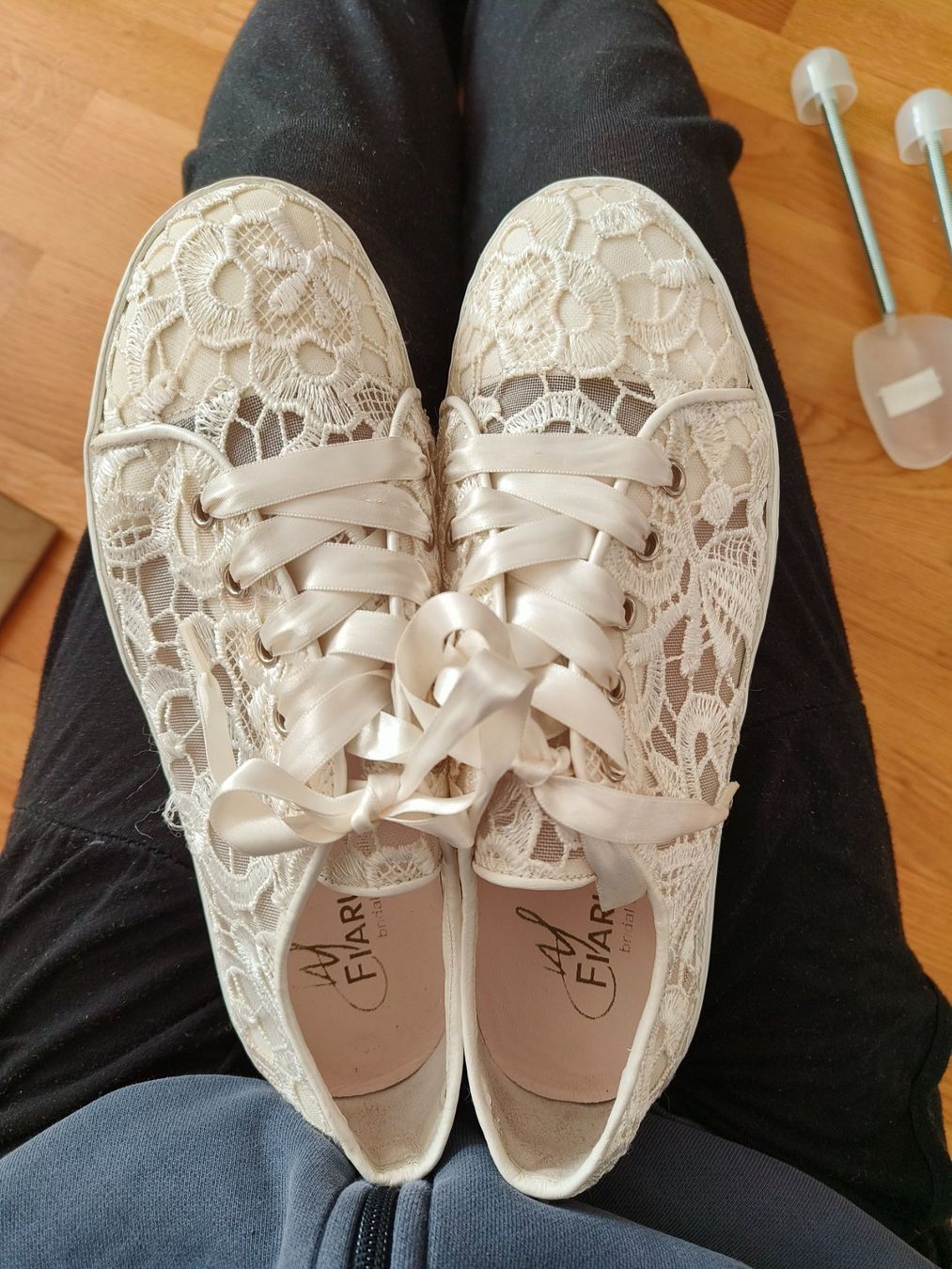 Scarpe da donna: Fiarucci Bridal Collection Sneaker 39 – Usato da Boll venduto da Natascha10 3