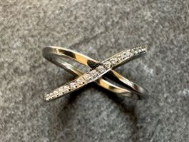 Ring mit Zirkonia Grösse 55 aus rostfreiem Stahl