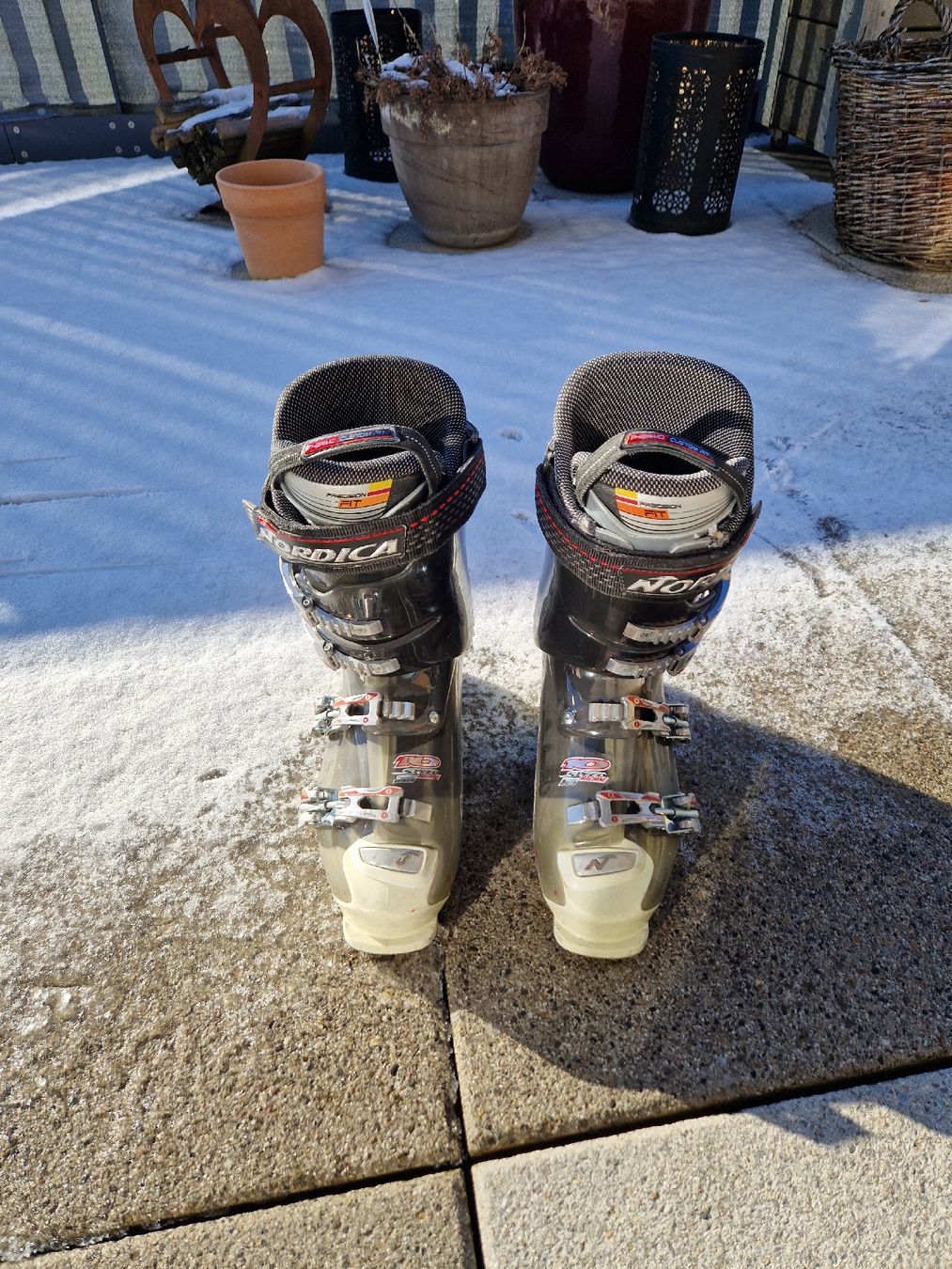 Scarpe da uomo: Nordica Skischuhe – Usato da Islikon venduto da Hitch2010