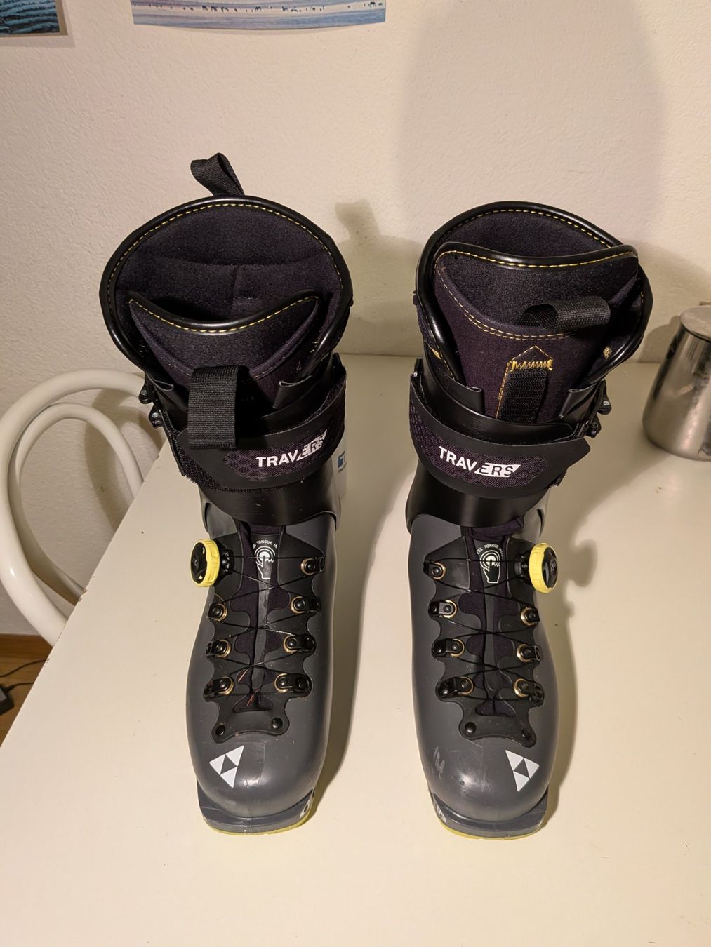 Fischer Scarpe da uomo: Fischer Travers CS Skitourenschuh 27.5 – Usato da Davos Dorf venduto da 12flo67