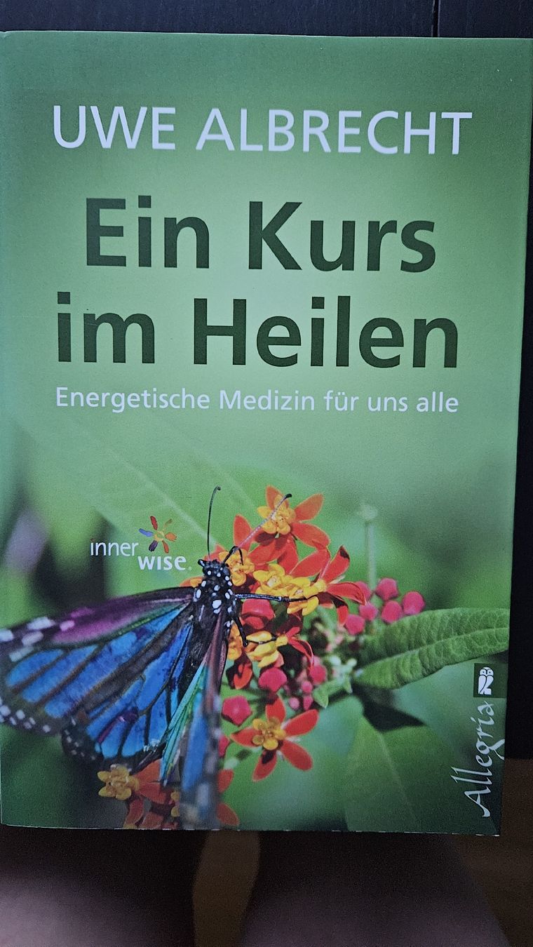 Libri: Buch Ein Kurs im Heilen Uwe Albrecht Innerwise  – Usato da Hildisrieden venduto da Schteigeiss