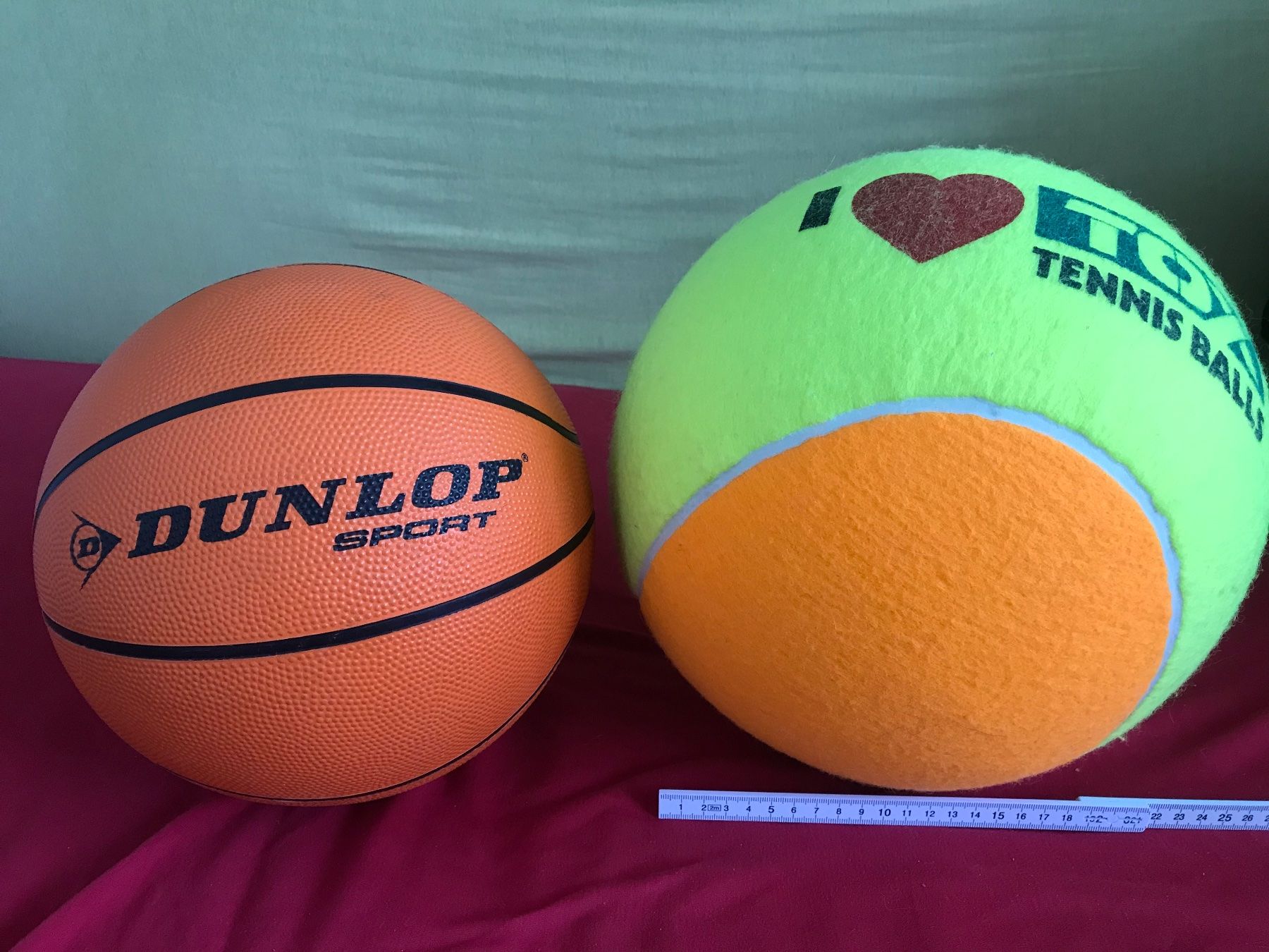 Palloni: Abnormal grosser Tennisball – Usato da Glis venduto da 1Hector1