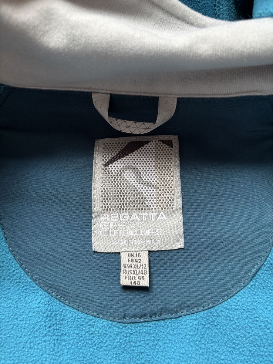 Jacken: Regatta Softshelljacke blau Grösse 42  – Gebraucht aus Morissen von keka01 1