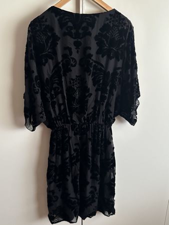 Phase Eight Samtkleid, Gr. 38, schwarz - Perfekt für Party!