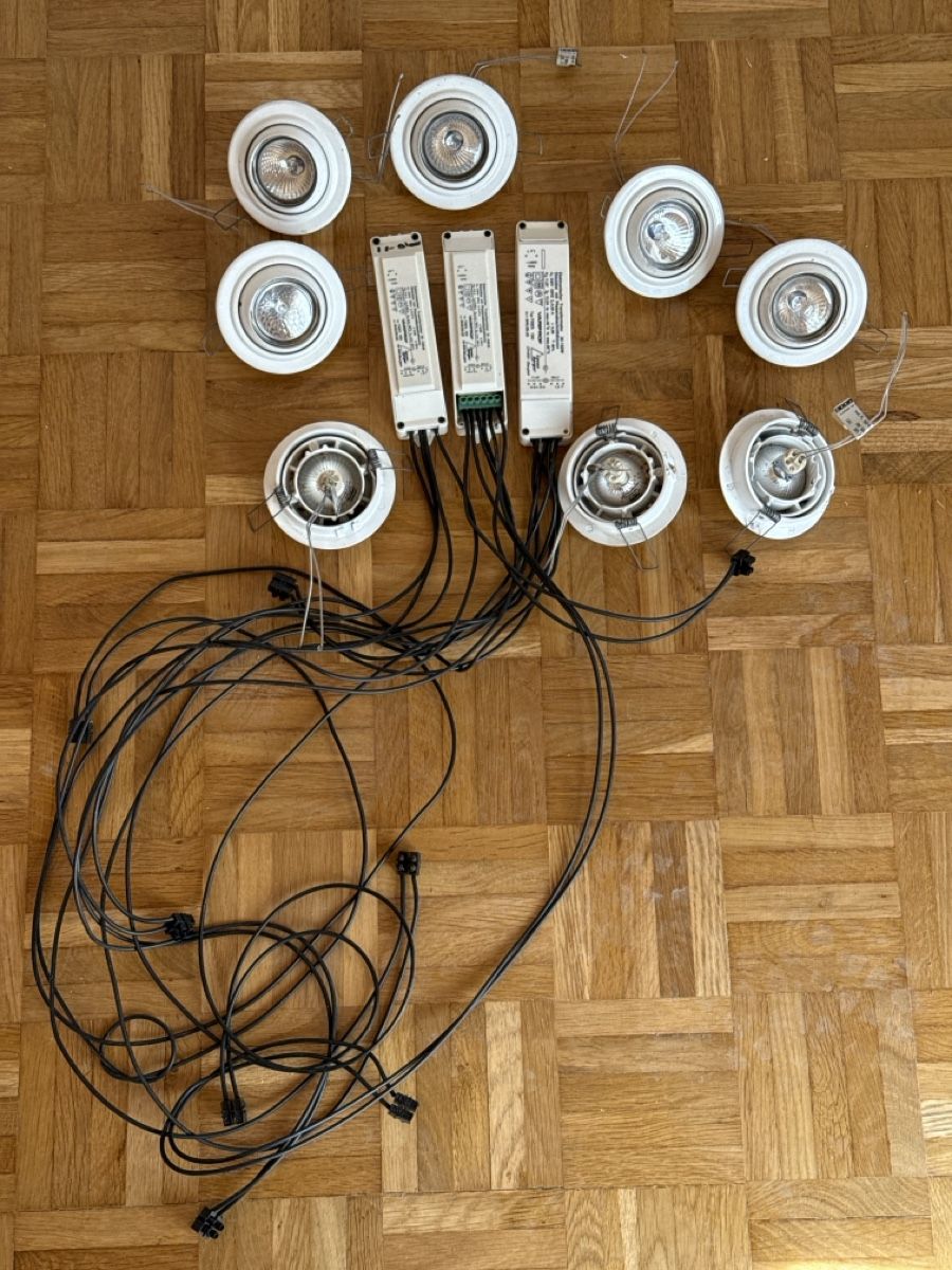 Lustres & lampes de plafonds: Deckenspots mit Transformatoren – D'occasion à Rickenbach Sulz par pbf9