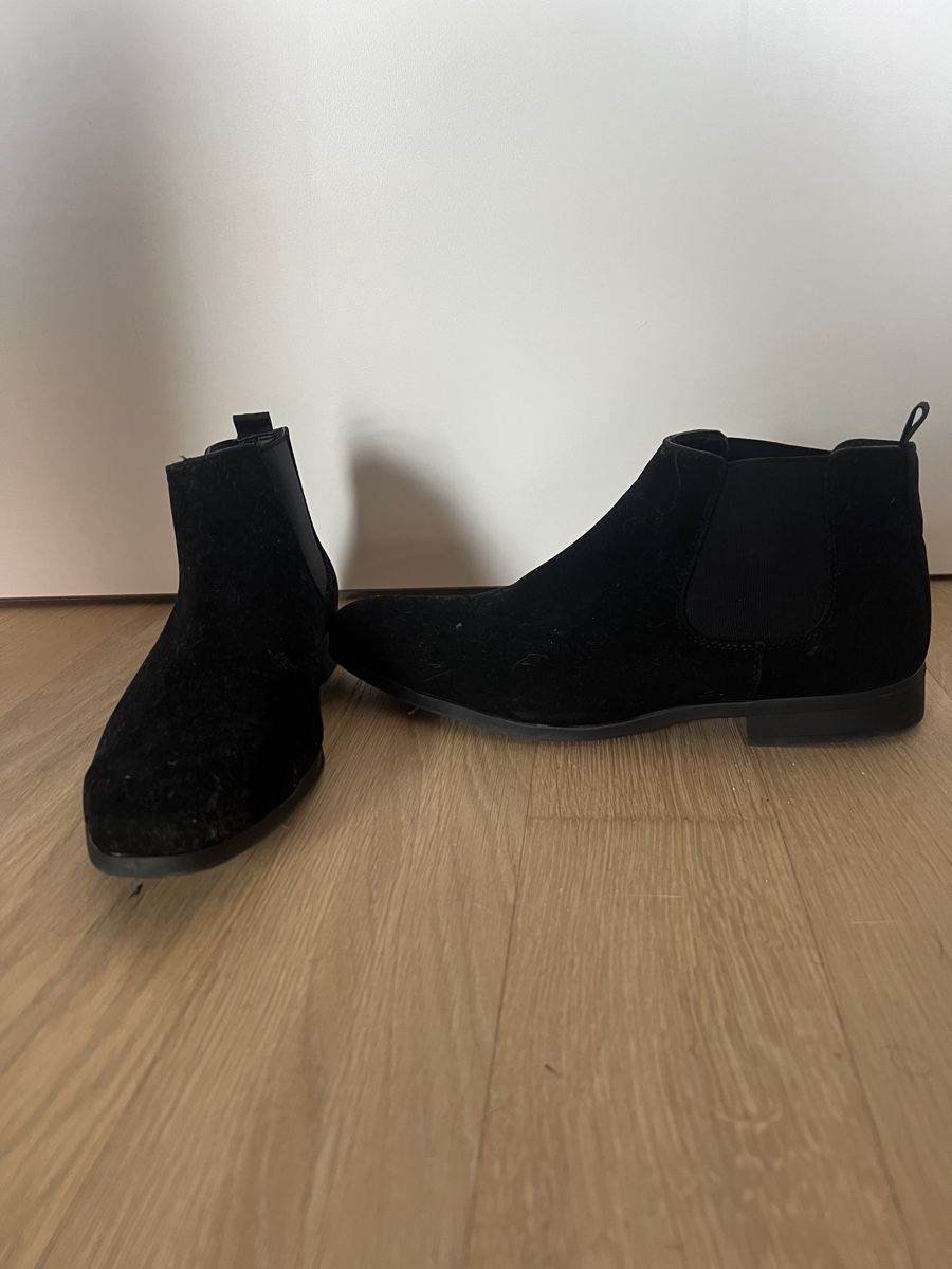 Scarpe da uomo: Bottines noires en daim neuve – Nuovo (secondo la descrizione) da Châtel-St-Denis venduto da Calou1820