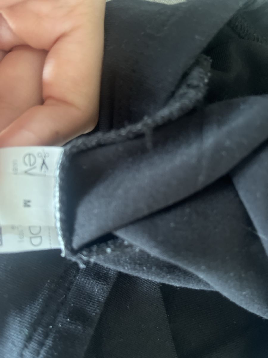 Top: Schwarzes Even&Odd Top, Grösse M. – Usato da Zürich venduto da Zhau.53 3