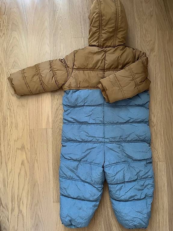 S.Oliver Completi: Winteranzug mit Fleece-Futter S. Oliver Gr. 92 – Usato da St-Prex venduto da buc_y6n7 2