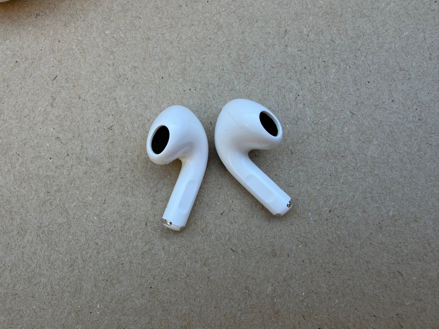 Apple Kopfhörer: Apple AirPods (3. Generation) mit Lightning Ladecase – Gebraucht aus Hindelbank von TC23 2