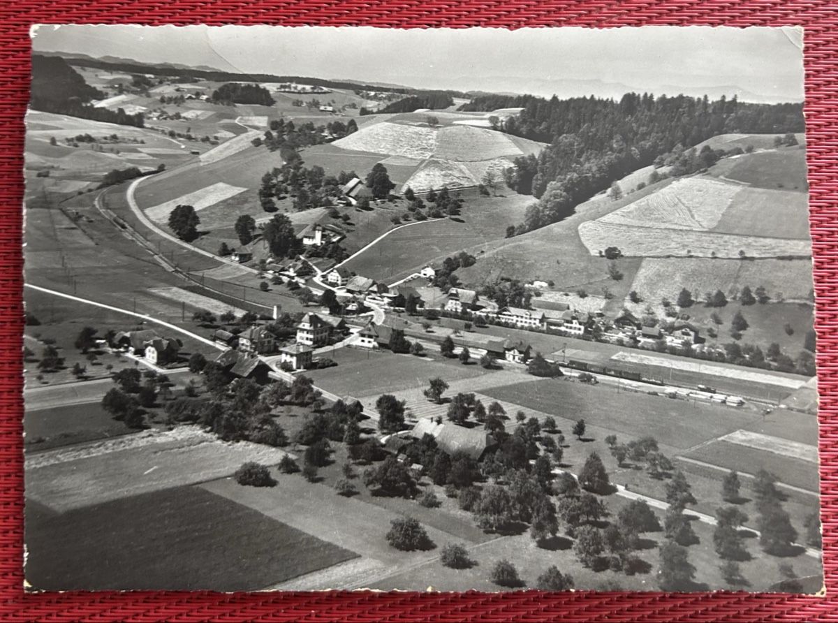 Cartoline postali: Flugaufnahme Hüswil  – Usato da Horw venduto da Tellbub