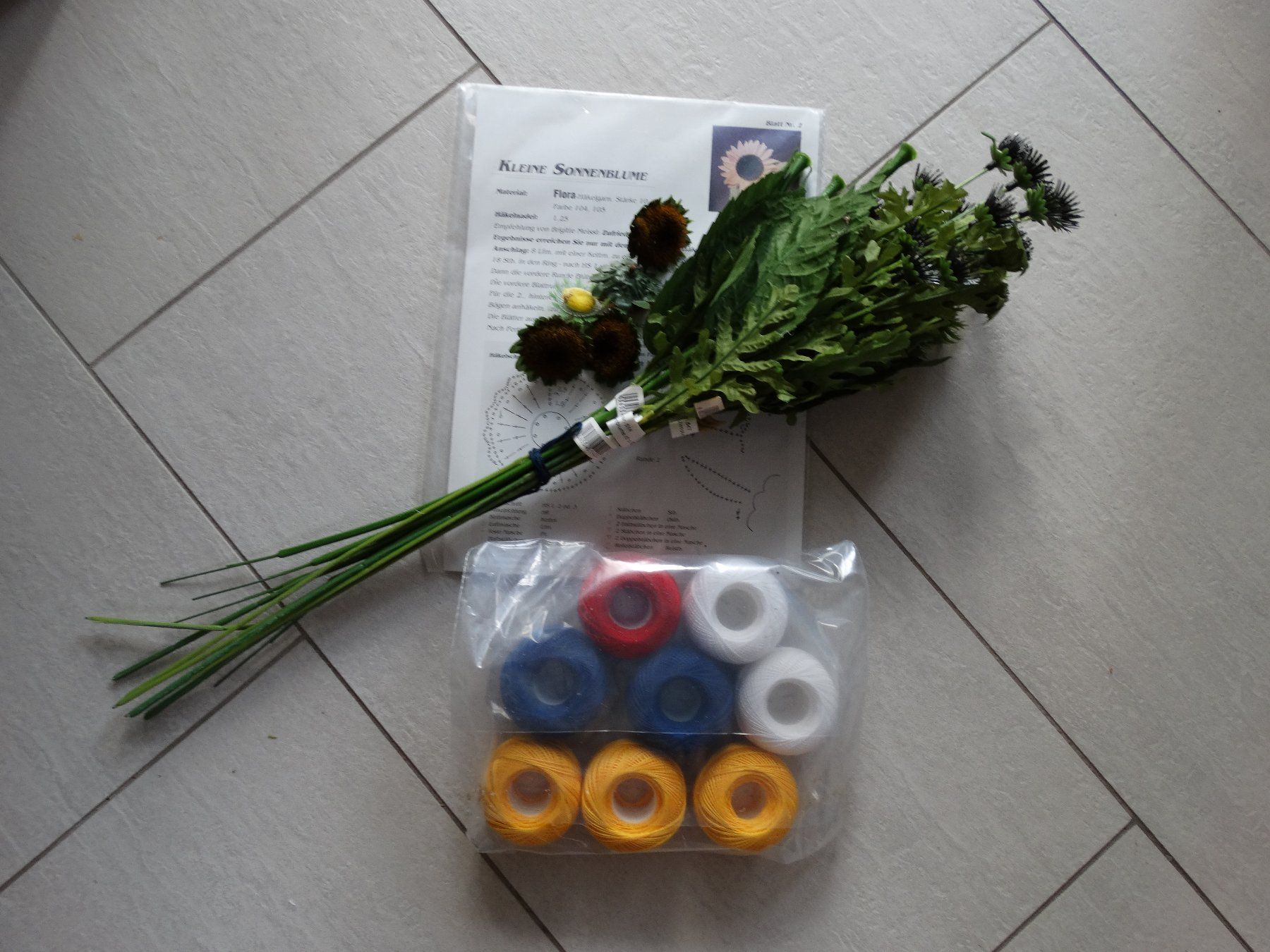Tutte le decorazioni: Kleine gehäkelte Sonnenblume – Nuovo (secondo la descrizione) da Schaffhausen venduto da manu300
