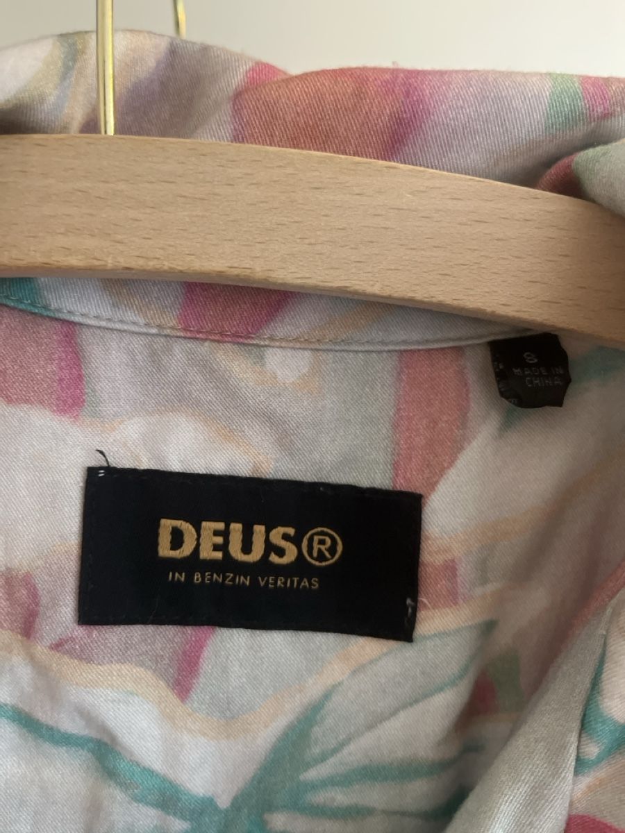 Hemden: Deus Hemd S – Gebraucht aus Zürich von molchomagnolia 1