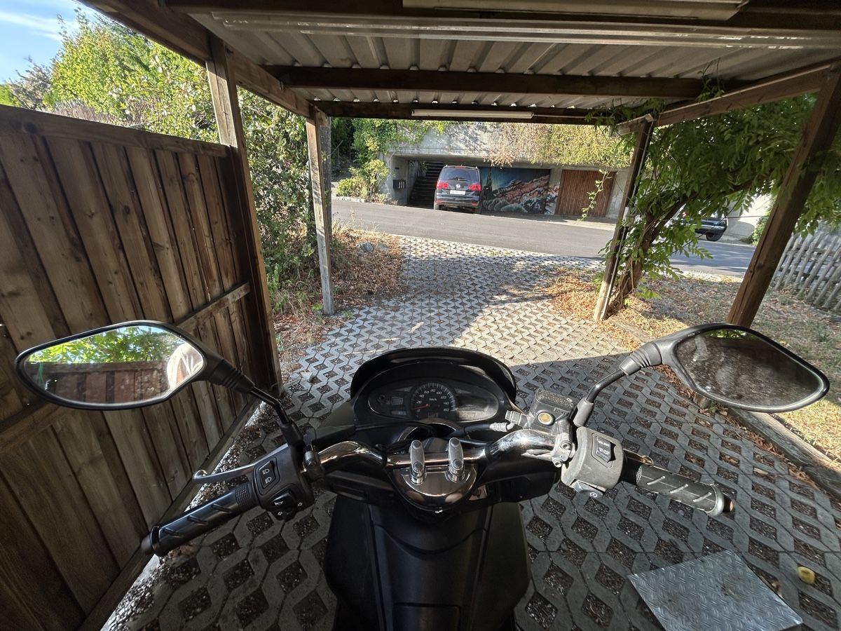 Honda Scooters: Honda PCX 125ccm, 2012, Occasion – Gebraucht aus Bolligen von qui_7h67 2