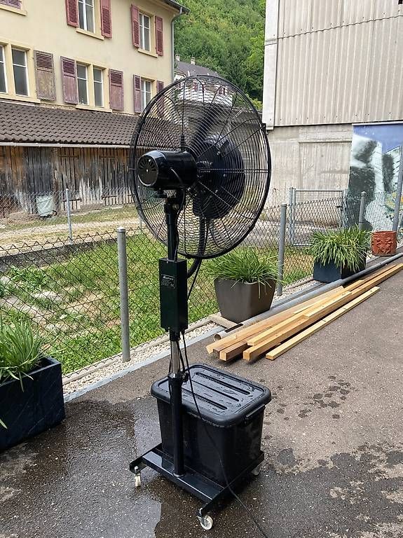Ventilatori: Wassernebelventilator – Usato da Liesberg Dorf venduto da Country1 5