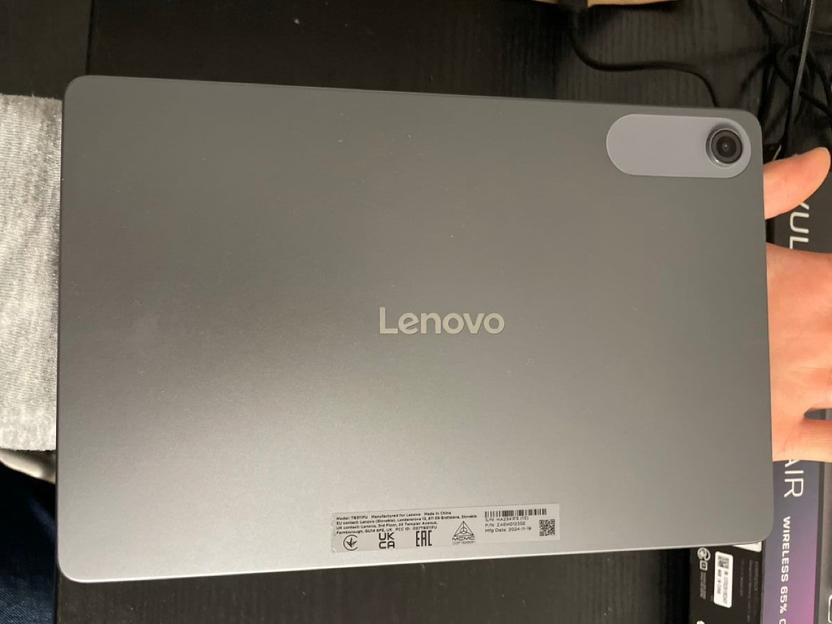 Lenovo Tablet PC: Lenovo Tab ab 1Fr – Nuovo (secondo la descrizione) da Abtwil sg venduto da Kueng.MultiOutlet 4