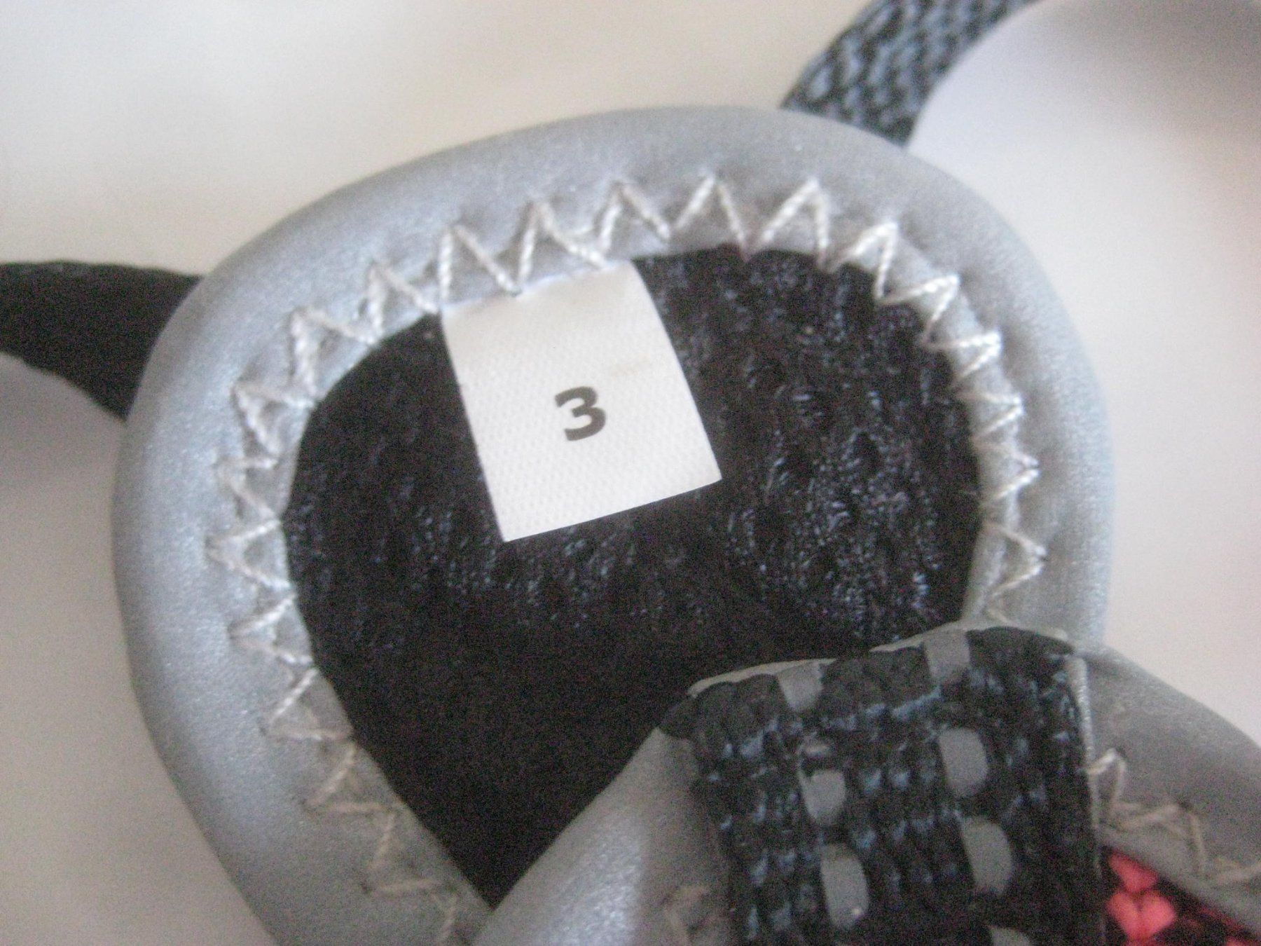 Collier et laisse: HUNDE  GESCHIRR  KLEIN – Neuf (Voir description) à Uster par flocke1 3
