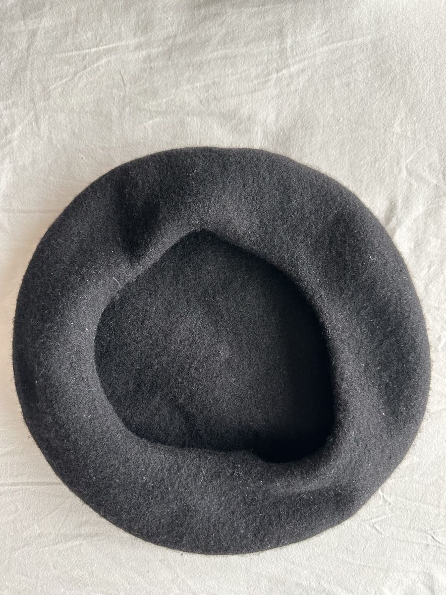 Hüte, Mützen & Caps: Black wool beret – Gebraucht aus Zürich von des_bxc9 2