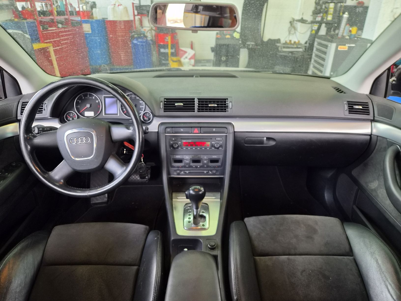 Audi Automobili: Audi A4 Avant 1.8 T Automatik – Usato da Wangen b. Olten venduto da CARCONNECT 5