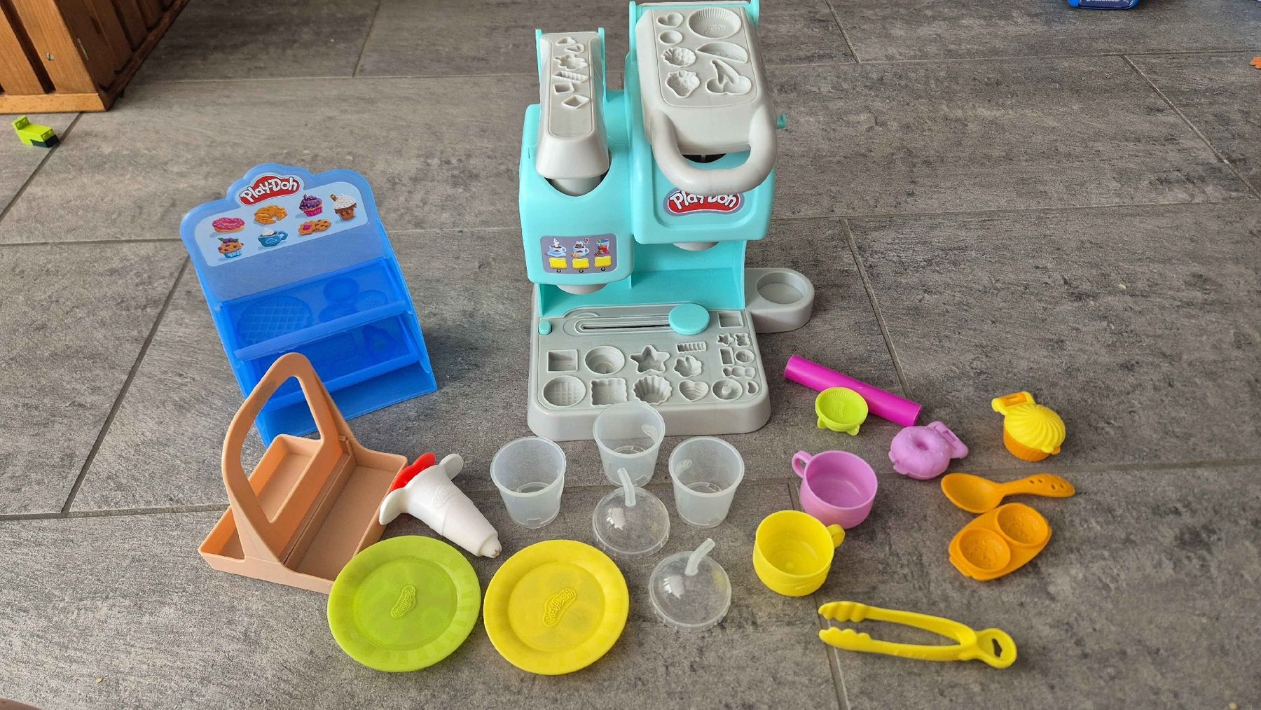 Play-Doh Giocattoli: Play-Doh Café-Set ohne Knete  – Usato da Steinen venduto da I_nikita_I