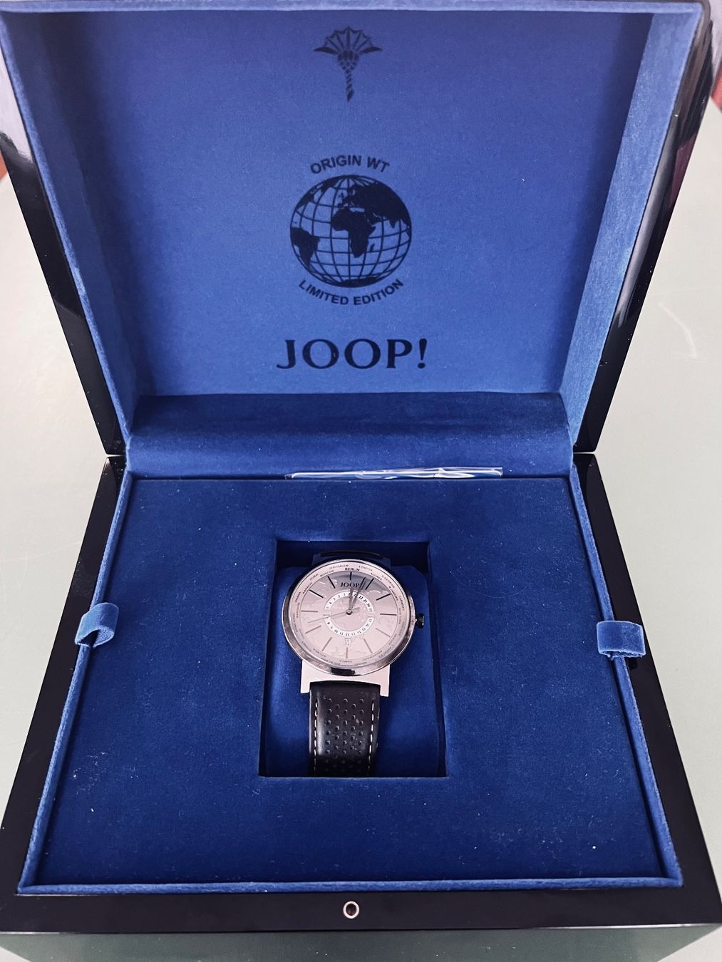Joop Orologi: JOOP! Worldtimer 2013/Nr 43 aus einer Lim. Edition von 100 – Usato da Horgen venduto da Seppus75