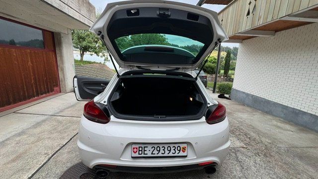 VW Autos: VW Scirocco R 2.0 TSI DSG | Unfallfrei | Originalzustand – Gebraucht aus Signau von bulaneve 2