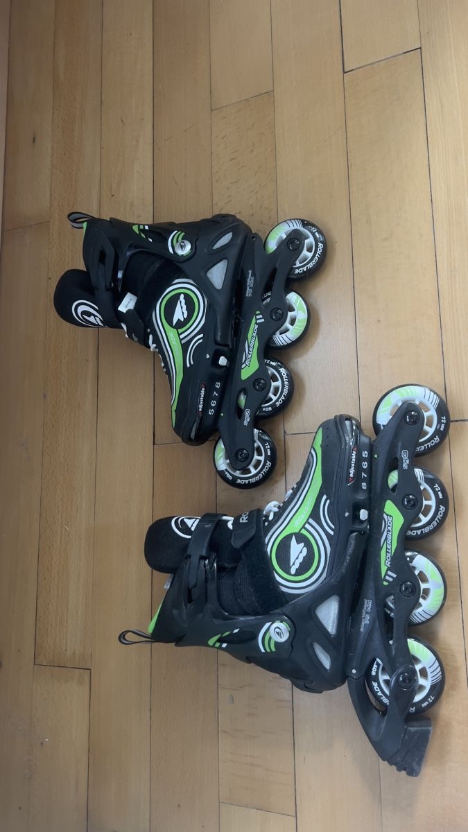 Pattini in linea & Pattini a rotelle: Inline Skates Rollerblade 36.5 - 40.5 – Usato da Oberrieden venduto da asu_1972 1
