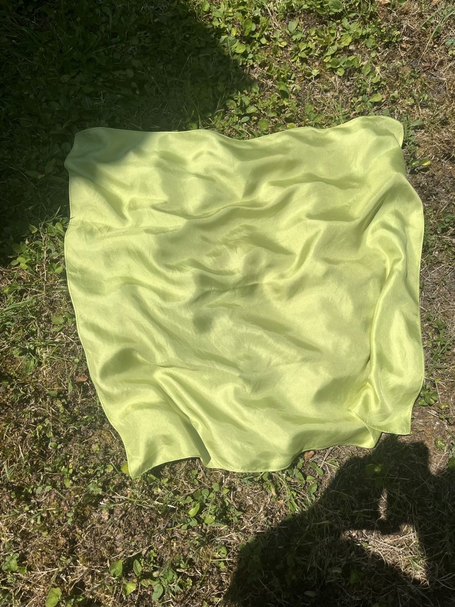 Foulards & écharpes: Seidenfoulard 70x70 cm – D'occasion à Wila par Fritz-Wila