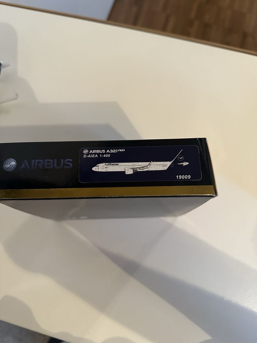 Airbus Kits de montage: Airbus A321Neo Lufthansa Panda Models 1:400 – Neuf (Voir description) à Roggwil TG par Cessna1721 2