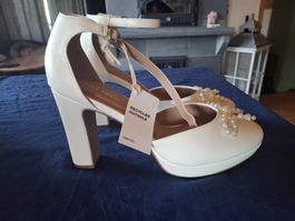 Brautschuhe / Highheels NEU (gr 39)