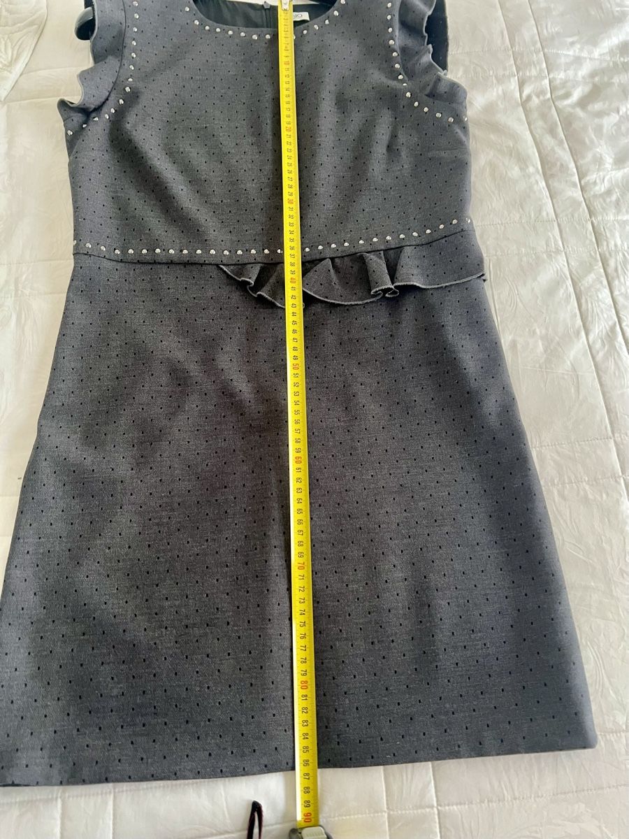 Liu Jo Vestiti: Robe grise à pois Liu Jo, taille 36-38 chic – Nuovo (secondo la descrizione) da Porrentruy venduto da SYANKA 7