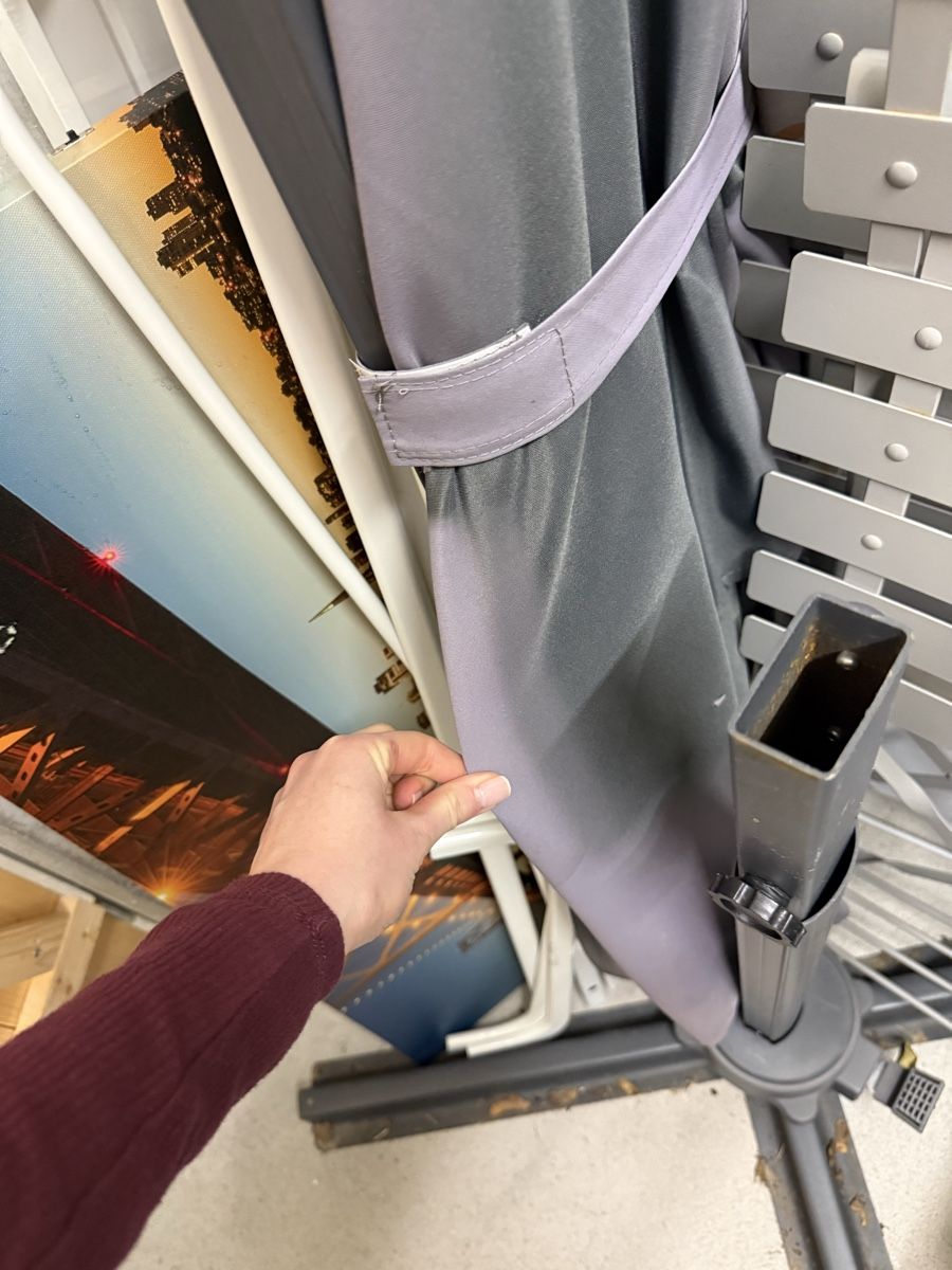 Micasa Ombrelloni: Sonnenschirm 250x250cm – Usato da Lenzburg venduto da Chlinisimone 3