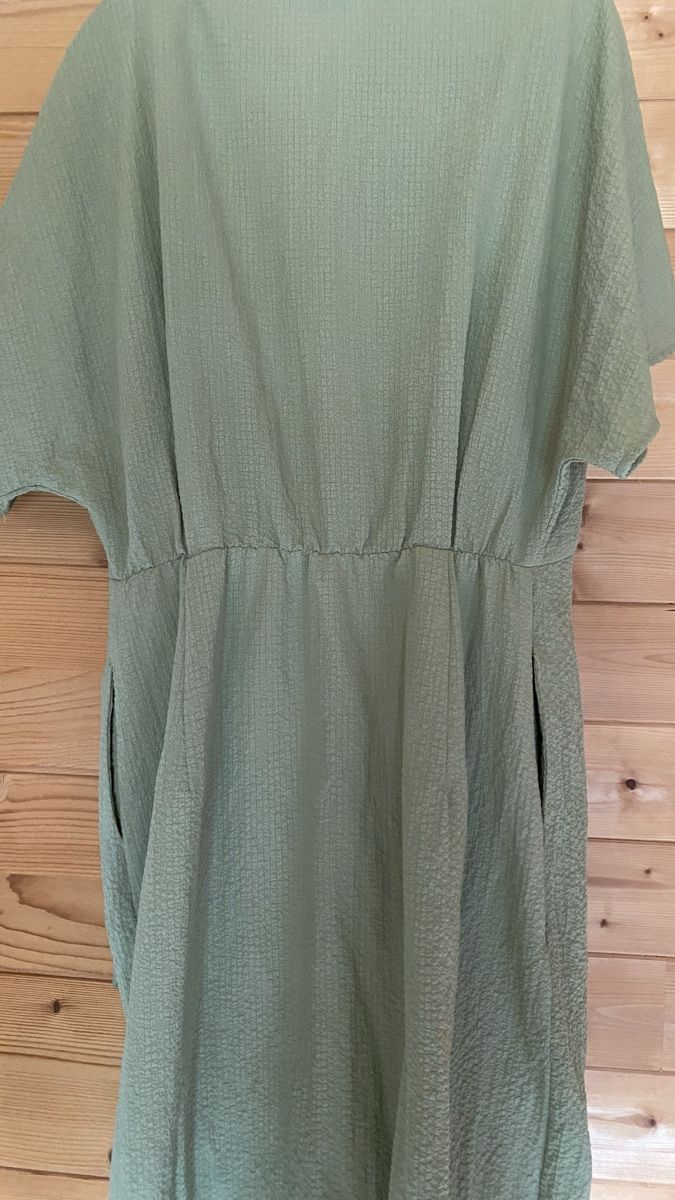 Vestiti: Robe verte taille S bon état – Usato da Biel/Bienne venduto da ana_2427 3