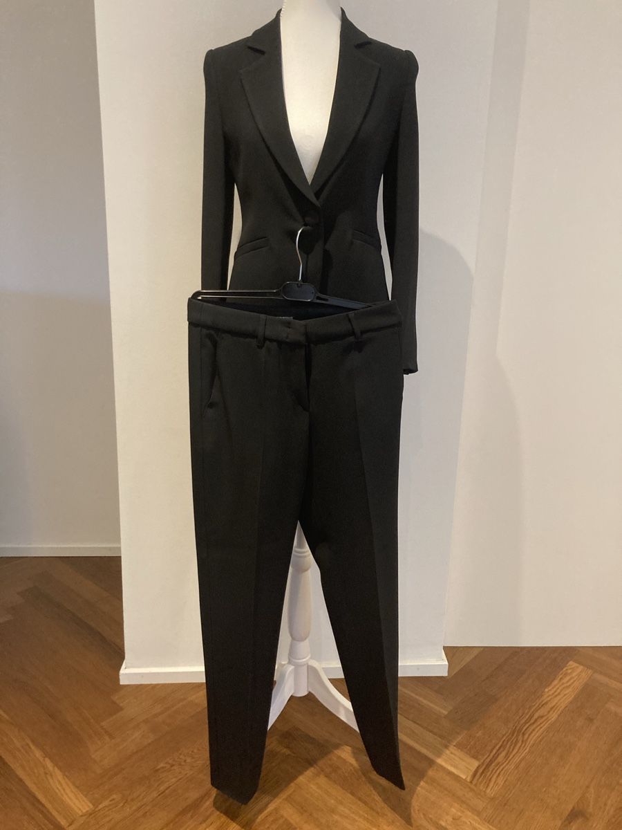 Completi & Tailleur: Emporio Armani Dreiteiler – Nuovo (secondo la descrizione) da Thalwil venduto da reb_8qv9 1