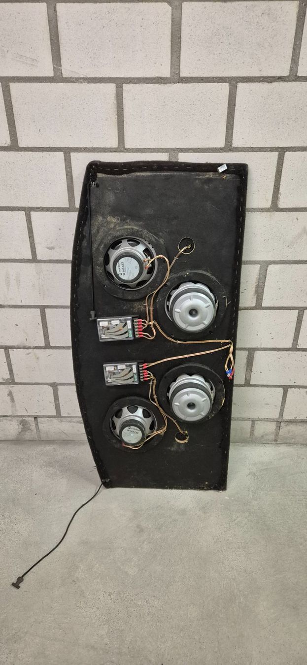 Lautsprecher: Rainbow/Rockford Car-Hifi Heckablage – Gebraucht aus Dietikon von dorum