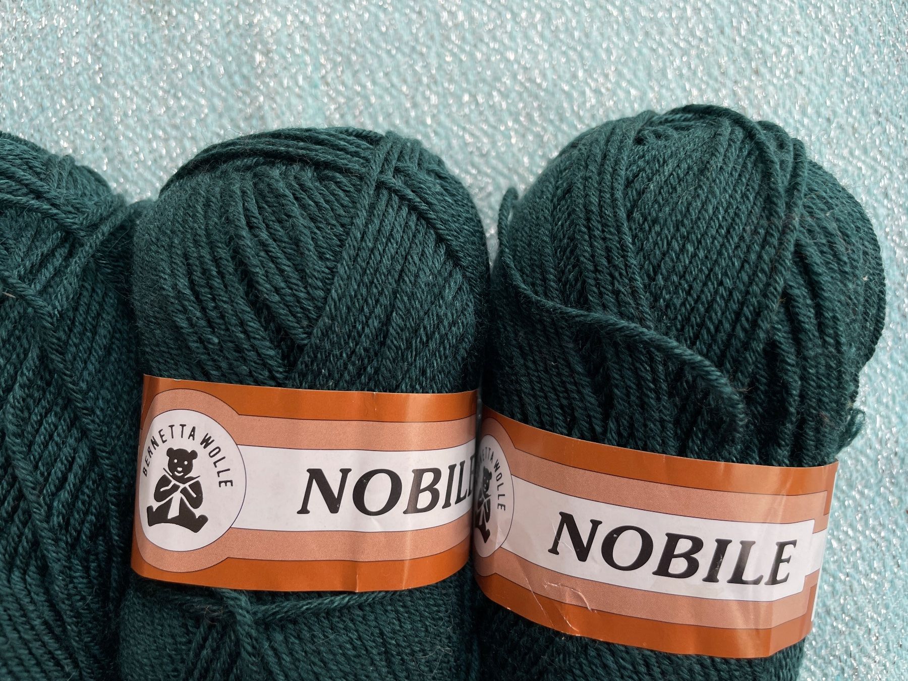Wolle: Wolle Set: 4 Stk BERNETTA "Nobile" 30% Maulbeerseide – Gebraucht aus Frasnacht von GracyStore 1