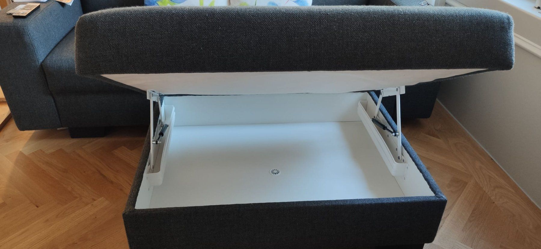 Ikea Divani: IKEA SÖRVALLEN Sofa mit Ottoman – Usato da Boniswil venduto da dan_knk2 3