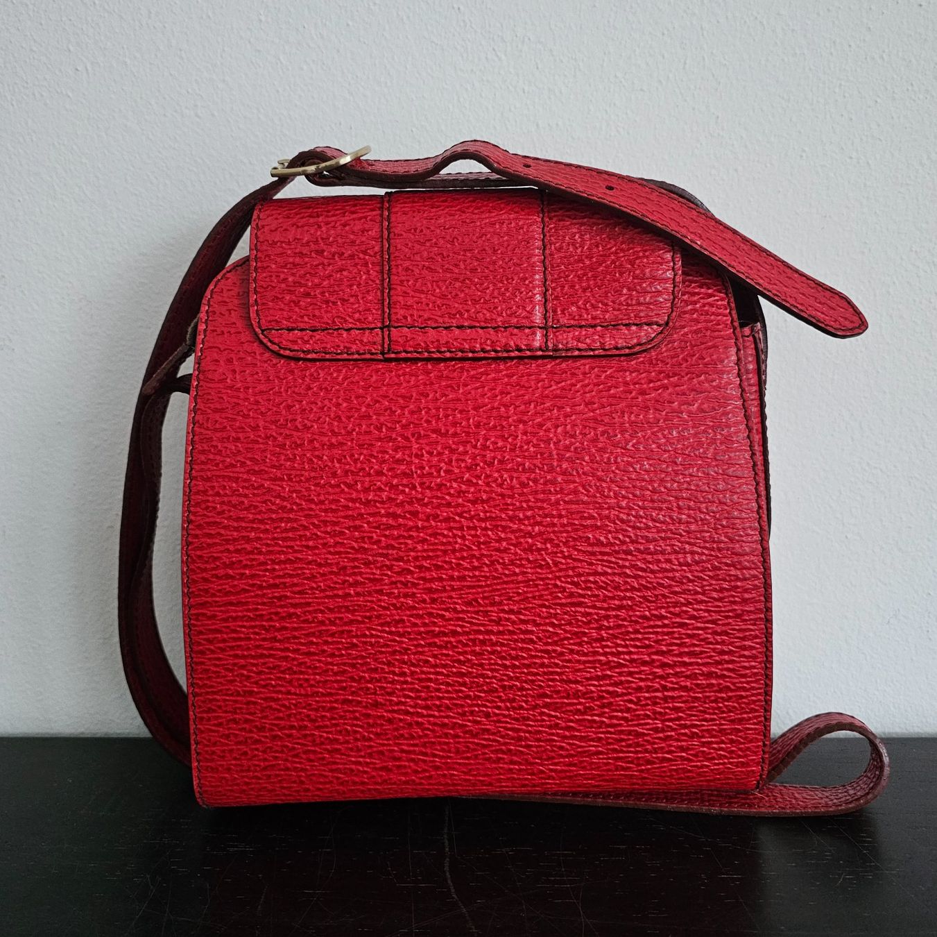 Bally Taschen für Damen: NEW Bally Grained Leather Structured Crossbody Bag – Neu (gemäss Beschreibung) aus Origlio von ann_q6qv 6