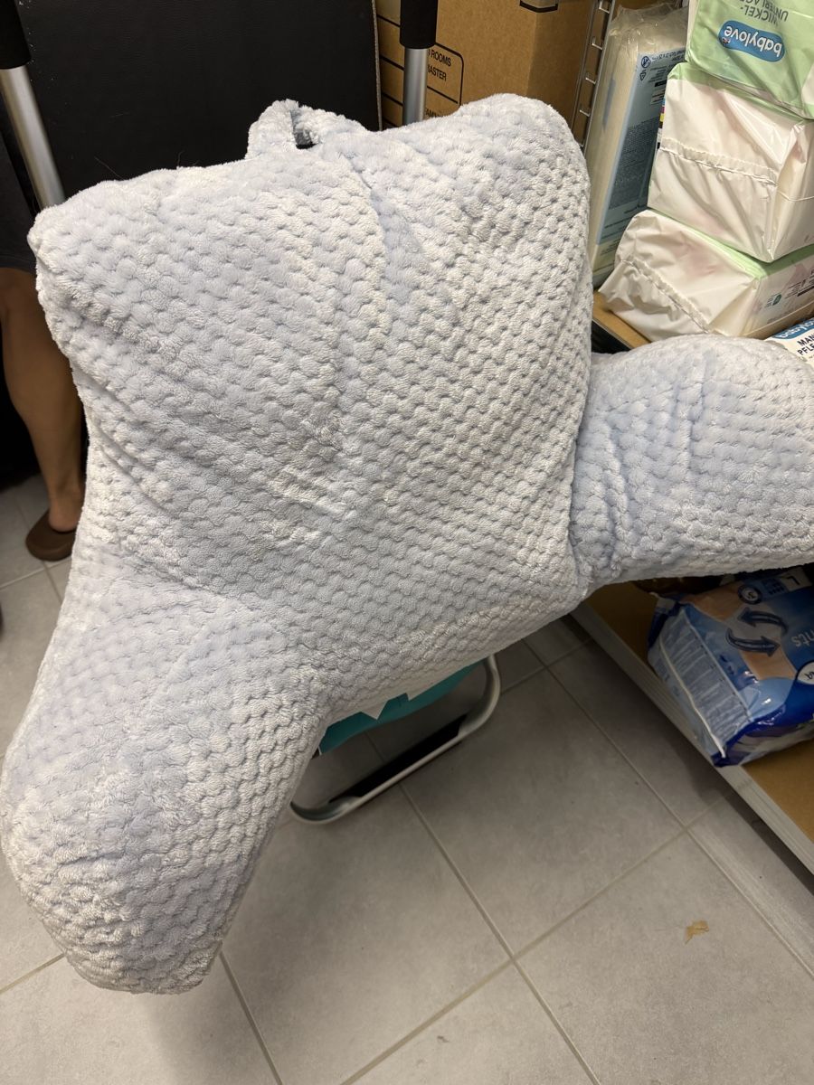 Coussins: Reading pillow light blue with arms good condition – D'occasion à Wollerau par shi_gyr8 1