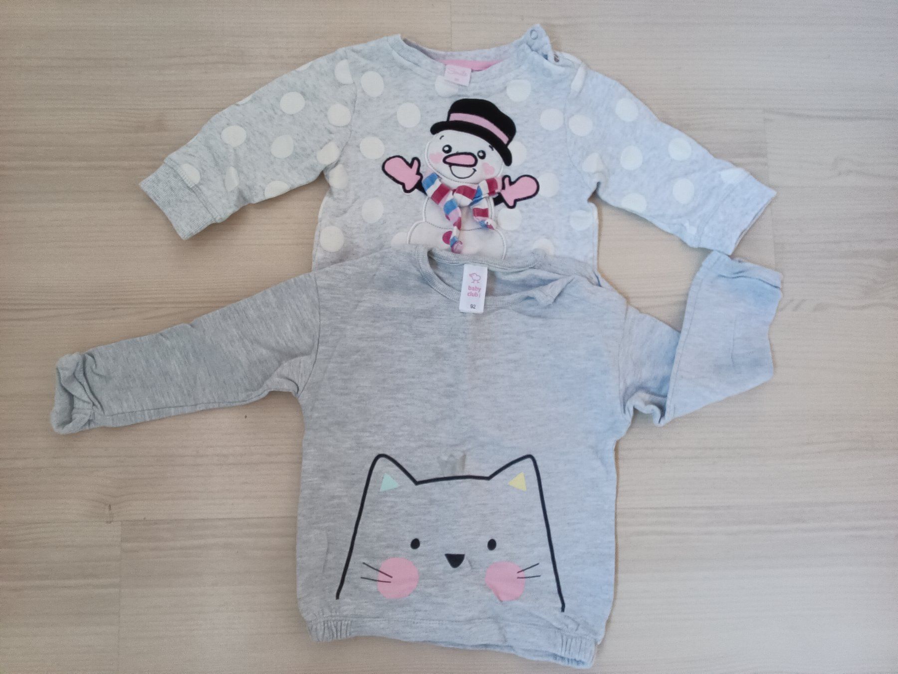 Maglioni & Felpe: 2 süsse Wintershirts/Pullover Gr. 80+92 – Usato da Horn venduto da Corazon15