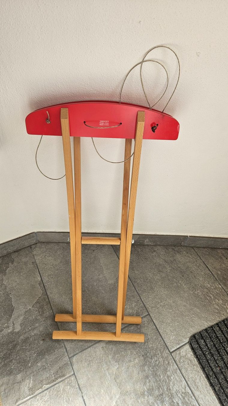 Giocattoli: Stendino giocattolo in legno – Usato da Melano venduto da H-Sara