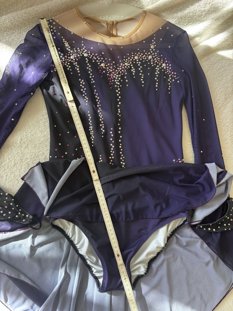 Costumi: Eiskunstlauf Kürkleid – Usato da Wallisellen venduto da BigRick 6