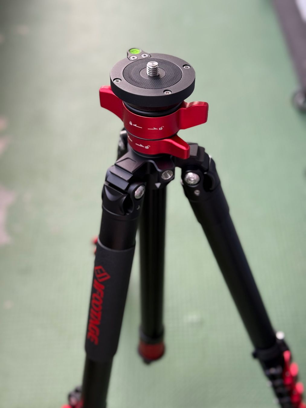 Treppiedi & Teste: Stativ/Tripod: ifootage Gazelle TA5 – Nuovo (secondo la descrizione) da Solothurn venduto da omtara 1