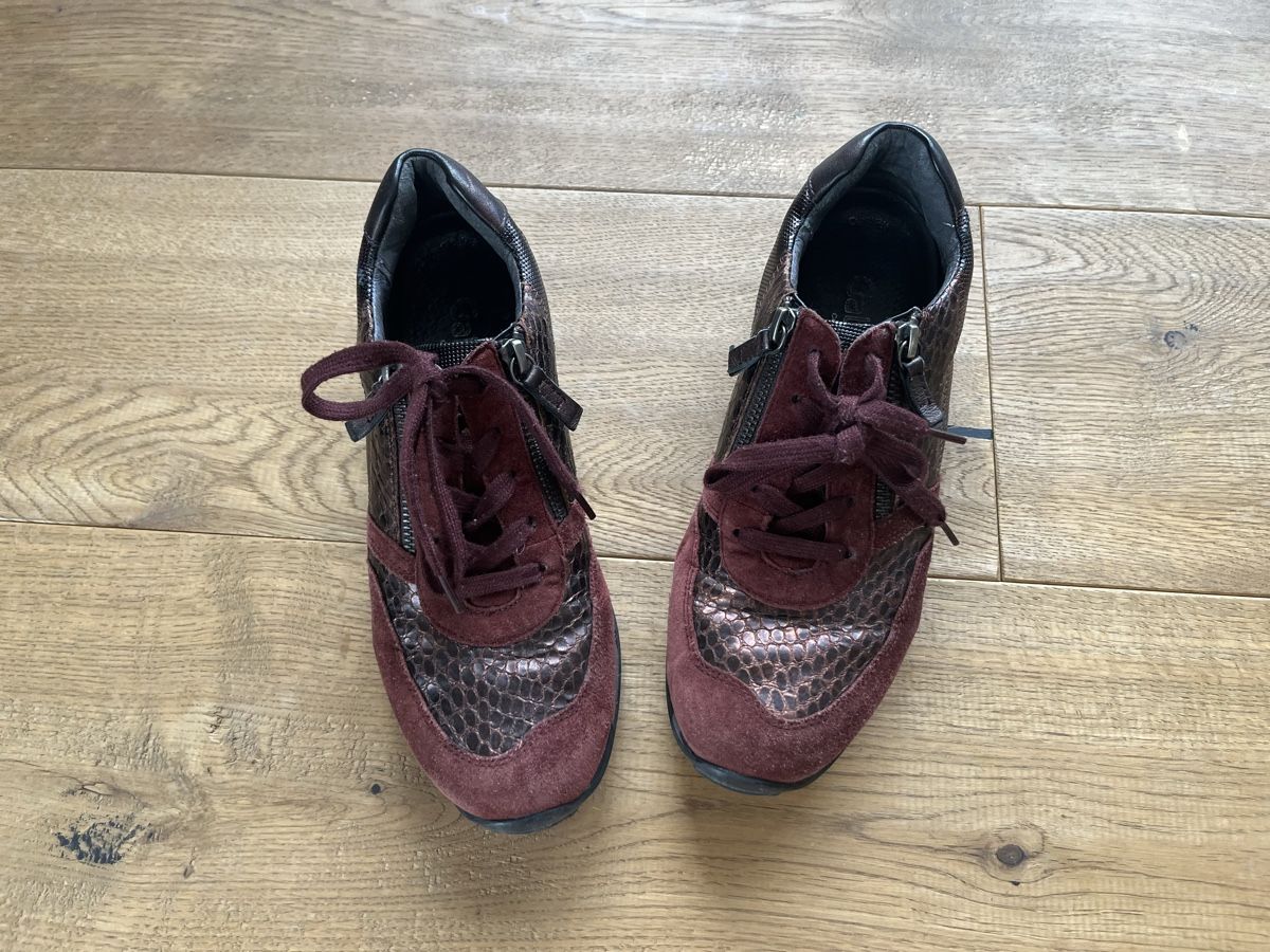 Gabor Scarpe da donna: Stylish Gabor Comfort Sneakers, size 38 – Nuovo (secondo la descrizione) da Gümligen venduto da caron__