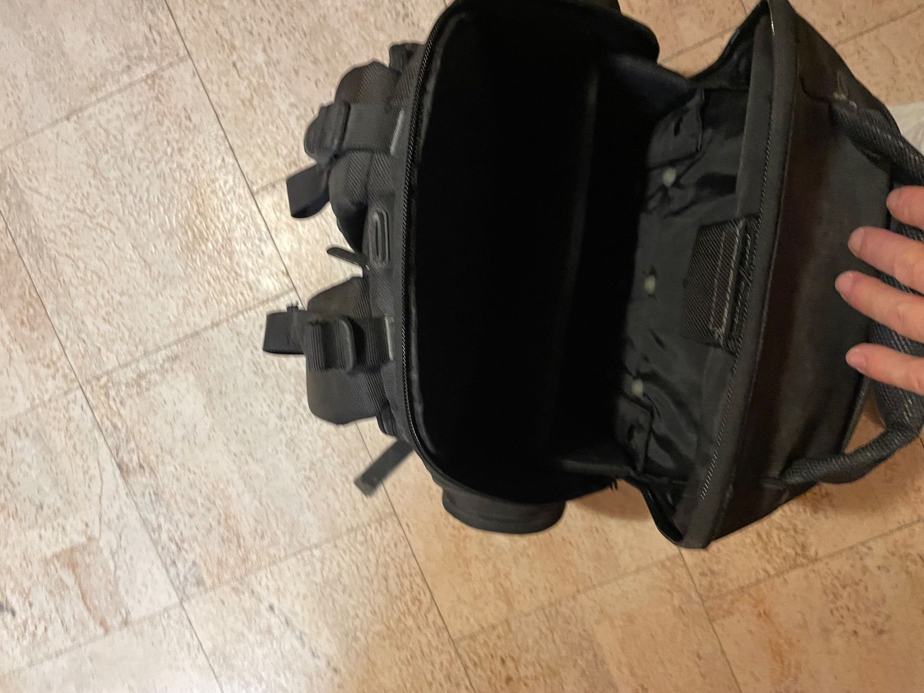 Zaini: UDG DJ Backpack / DJ-Rucksack / Equipment Bag – Usato da Untereggen venduto da repose 3