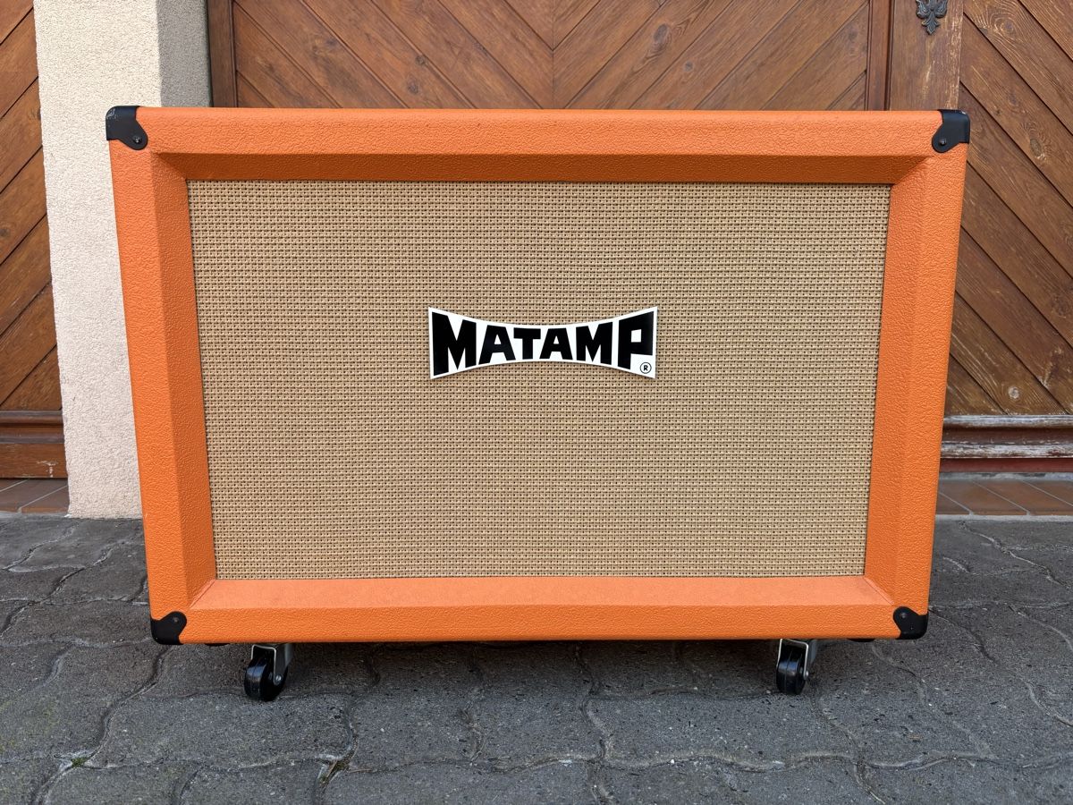 Strumenti musicali: Baffle Matamp 2x12 Greenback Orange – Usato da Yverdon-les-Bains venduto da DoctorGuitar