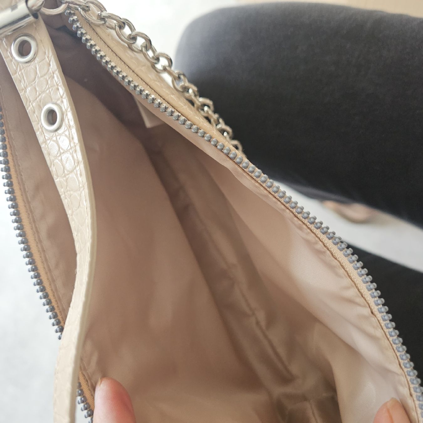 Taschen für Damen: Sac à main beige comme neuf – Neu (gemäss Beschreibung) aus Sornetan von T.a333 1
