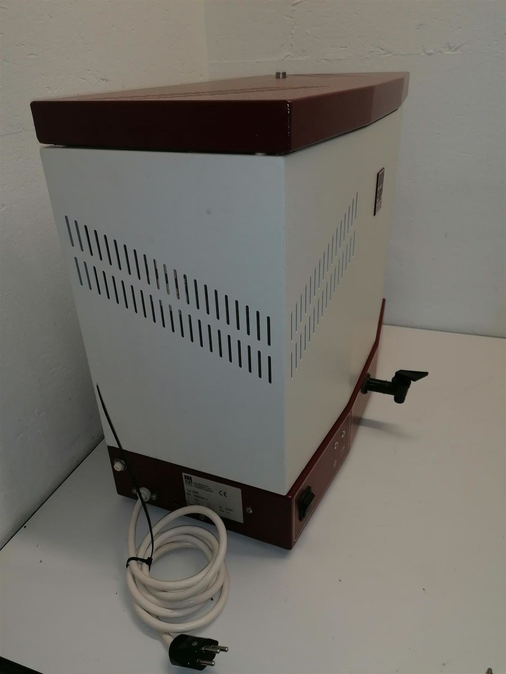 Accessori da laboratorio: GFL 2004 - 4 Liter Destilator – Usato da Niederdorf venduto da LeptonAG_Labor 2
