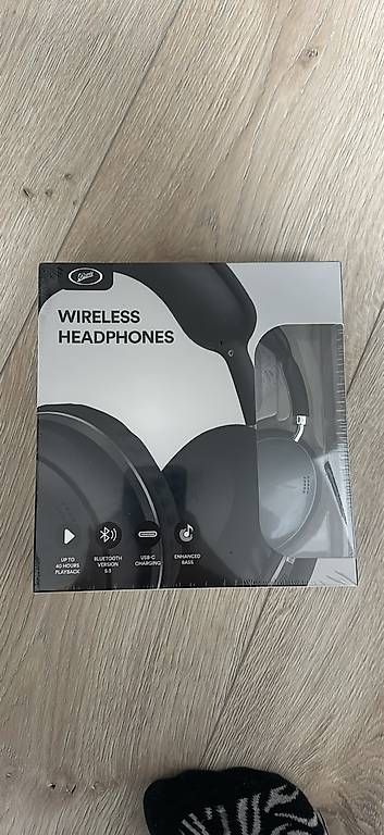 Kopfhörer: Wireless Headphones  – Neu und originalverpackt aus Aristau von Devilgirl_1327