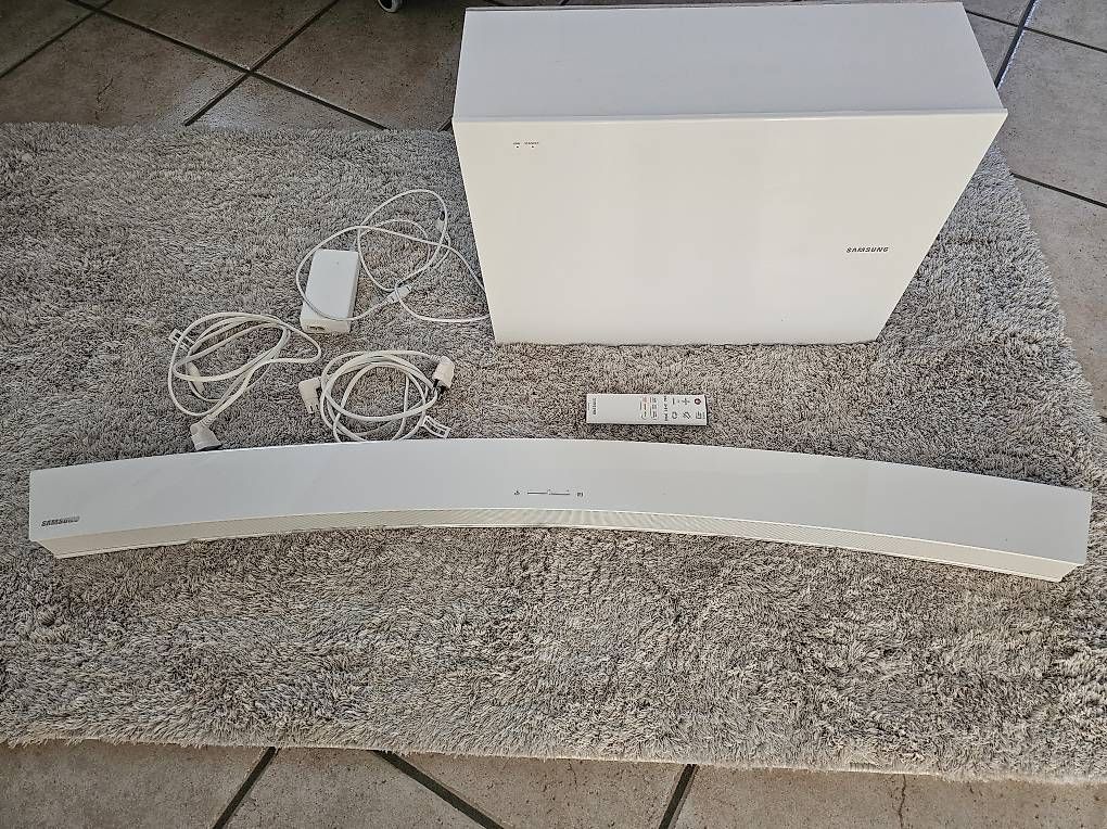 Samsung Home Cinema: Neuwertige Samsung Soundbar – Usato da Wiedlisbach venduto da Amalfi100